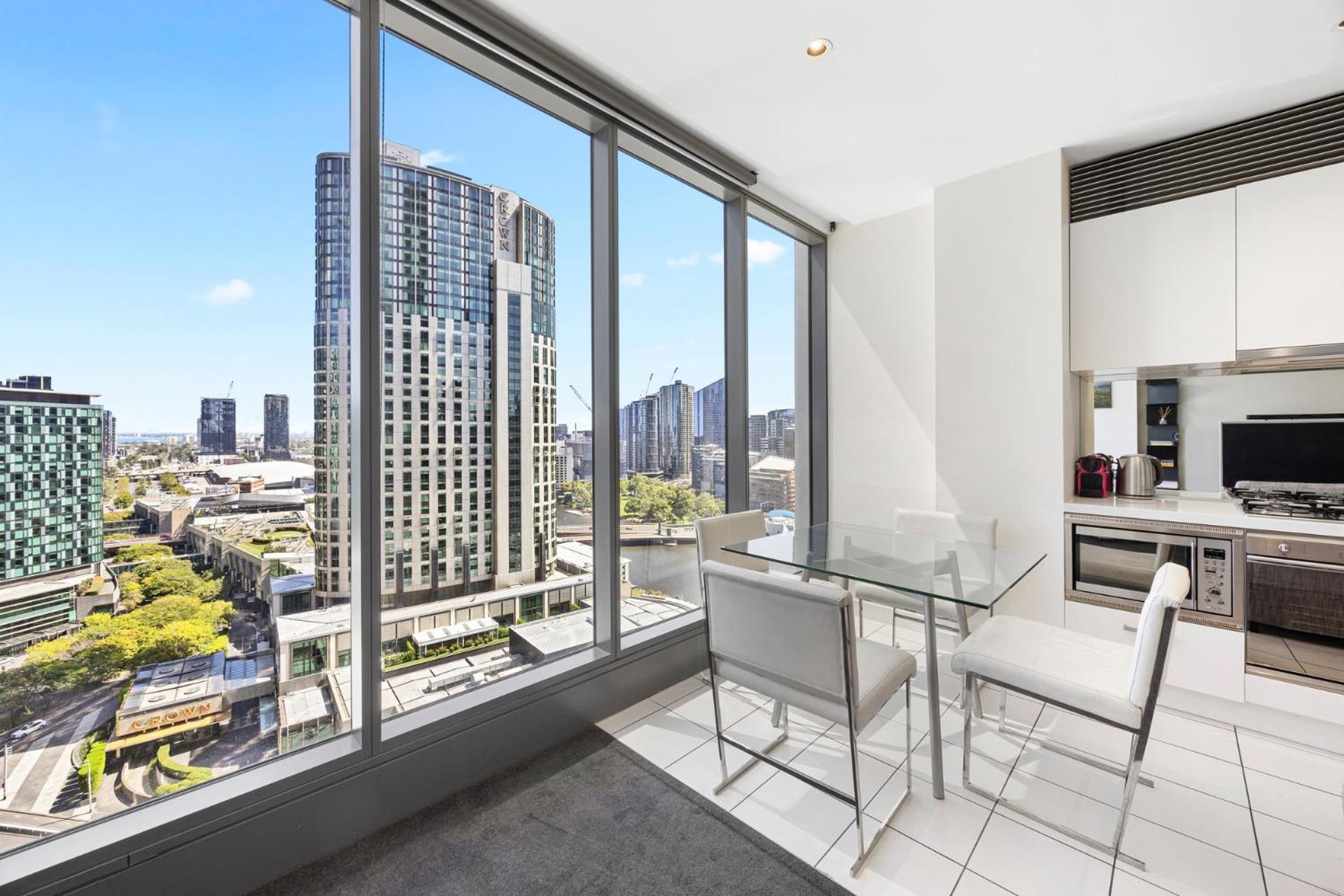 Luxury Designer Suite In Most Prestigious Location In Melburne Exterior foto