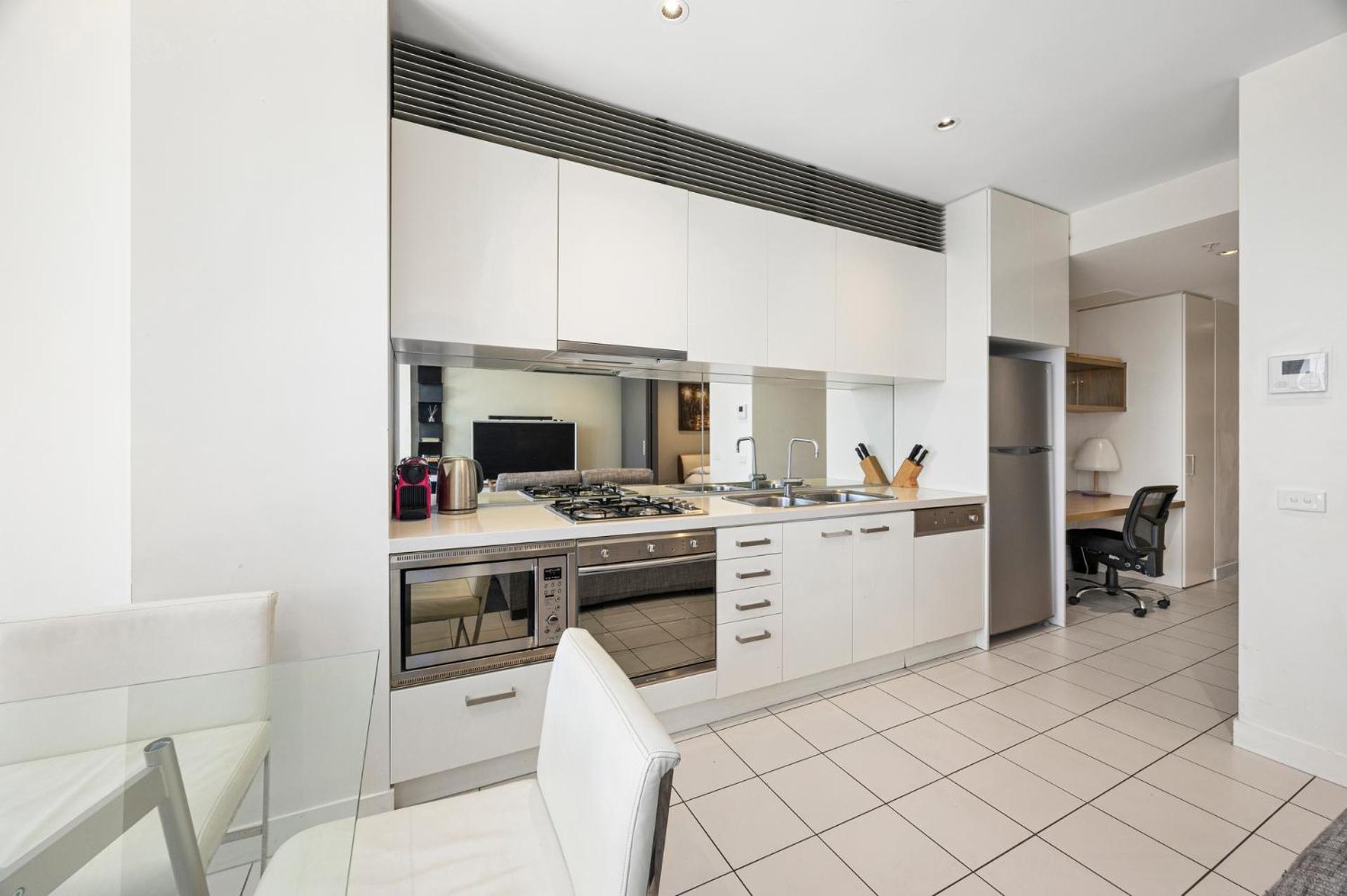 Luxury Designer Suite In Most Prestigious Location In Melburne Exterior foto